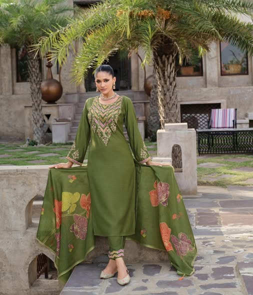 Olive Silk Glow Set